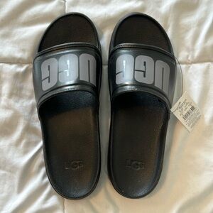 NWT UGG FLIP FLOPS